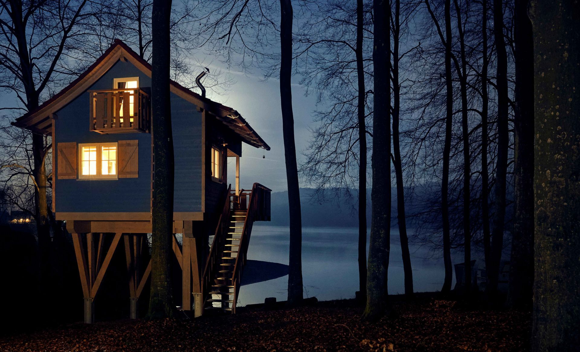 Tree house at Lake Sorpe, Sauerland