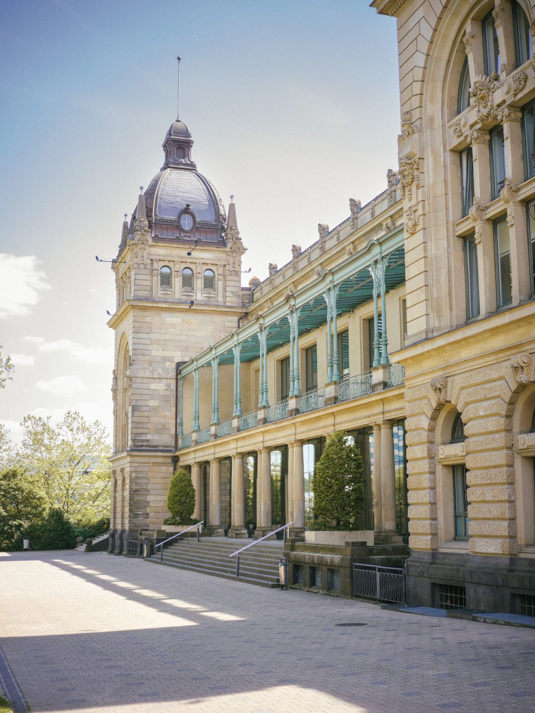 Blick auf die Gartenhalle der Historischen Stadthalle