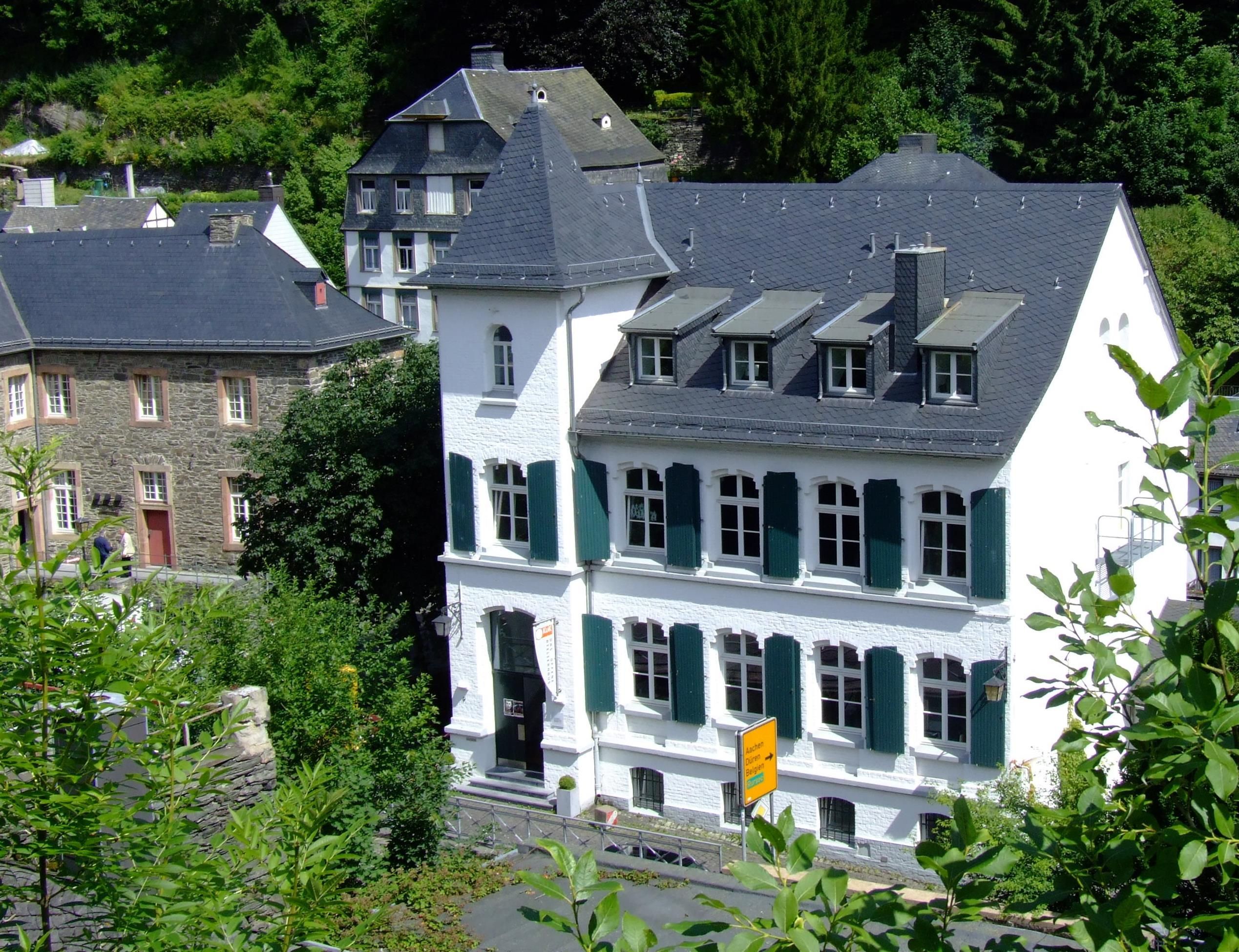 The photography forum of the StädteRegion Aachen is located in the idyllic town of Monschau in the Eifel region