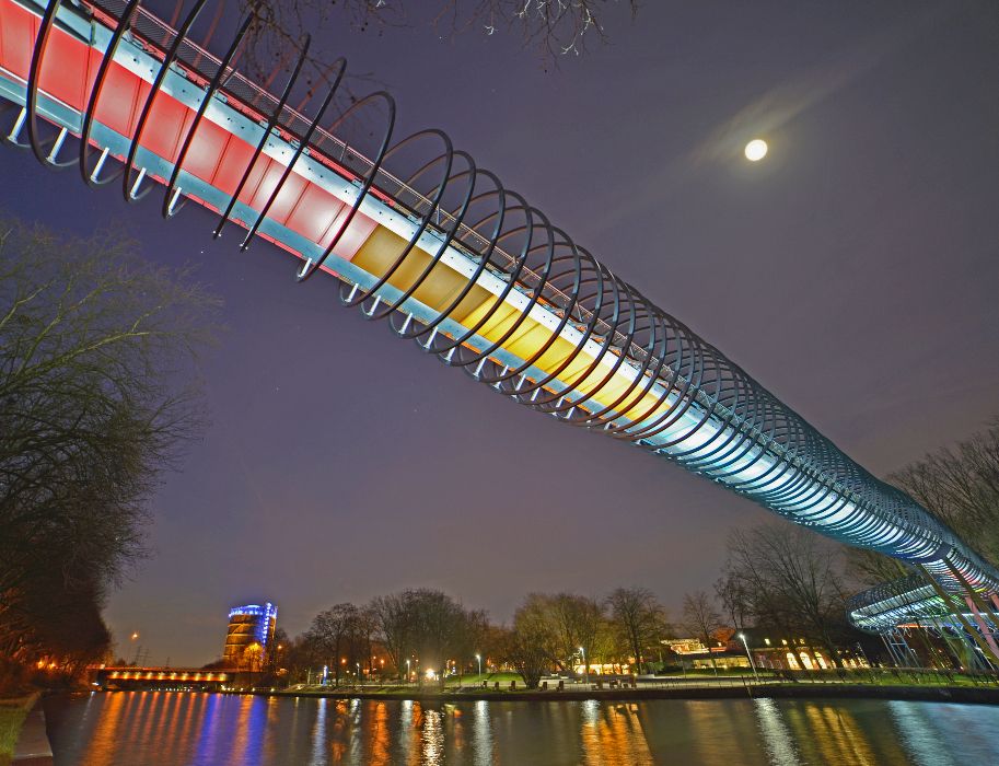 Slinky Springs to Fame is a bridge artwork by Tobias Rehberger