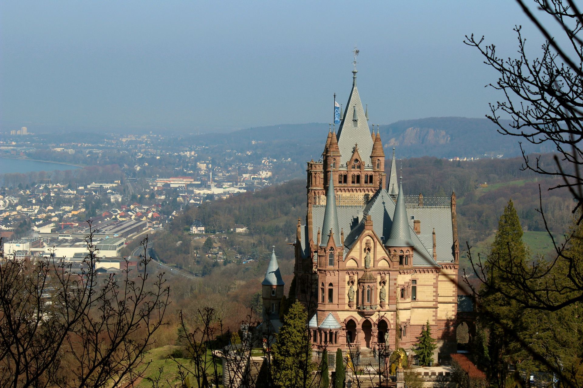 Tourismus NRW e.V., Beethovenwanderung Schloss Drachenburg