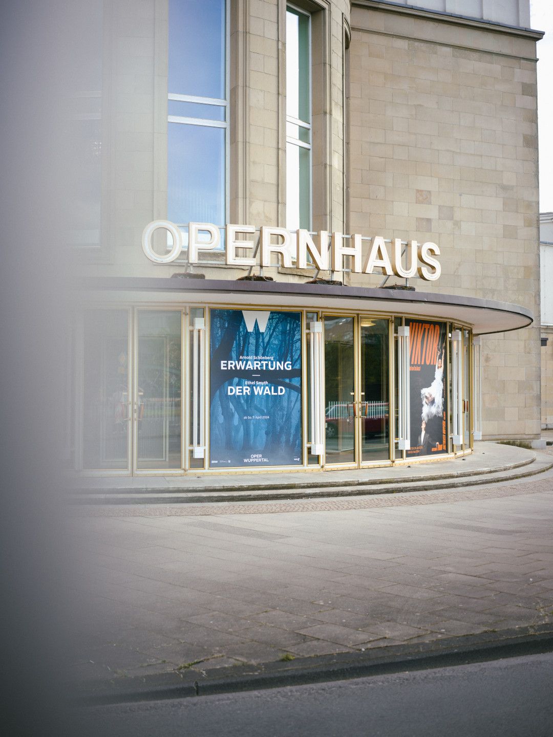 Das Opernhaus Wuppertal ist die Hauptspielstätte der Wuppertaler Bühnen und des Tanztheaters Pina Bausch