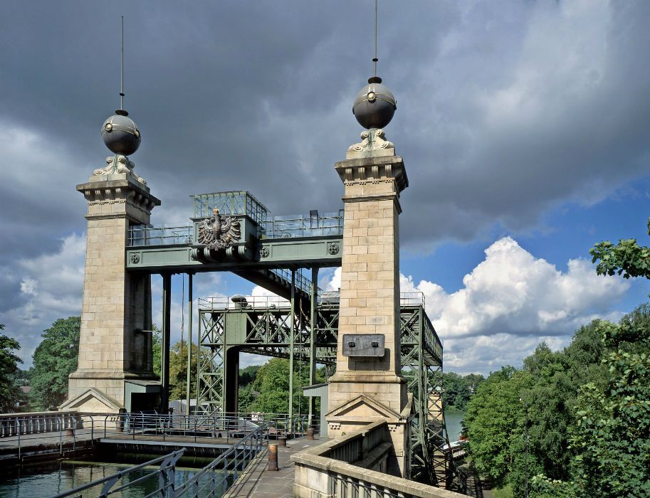 The LWL Museum Henrichenburg Ship's Hoist is a must-see for all fans of inland shipping