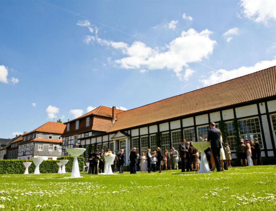 Standing reception in the garden