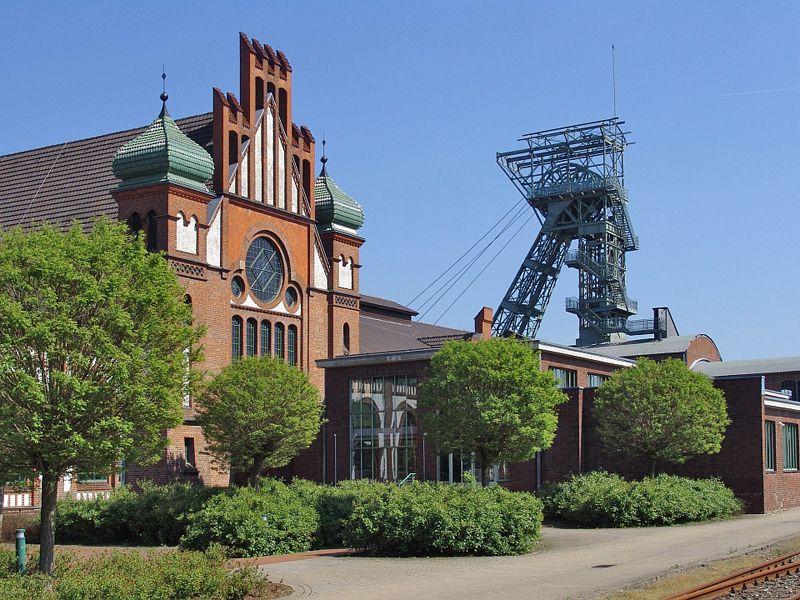 The pay hall was once where the miners' wages were paid. Today, exhibitions for guests are held here