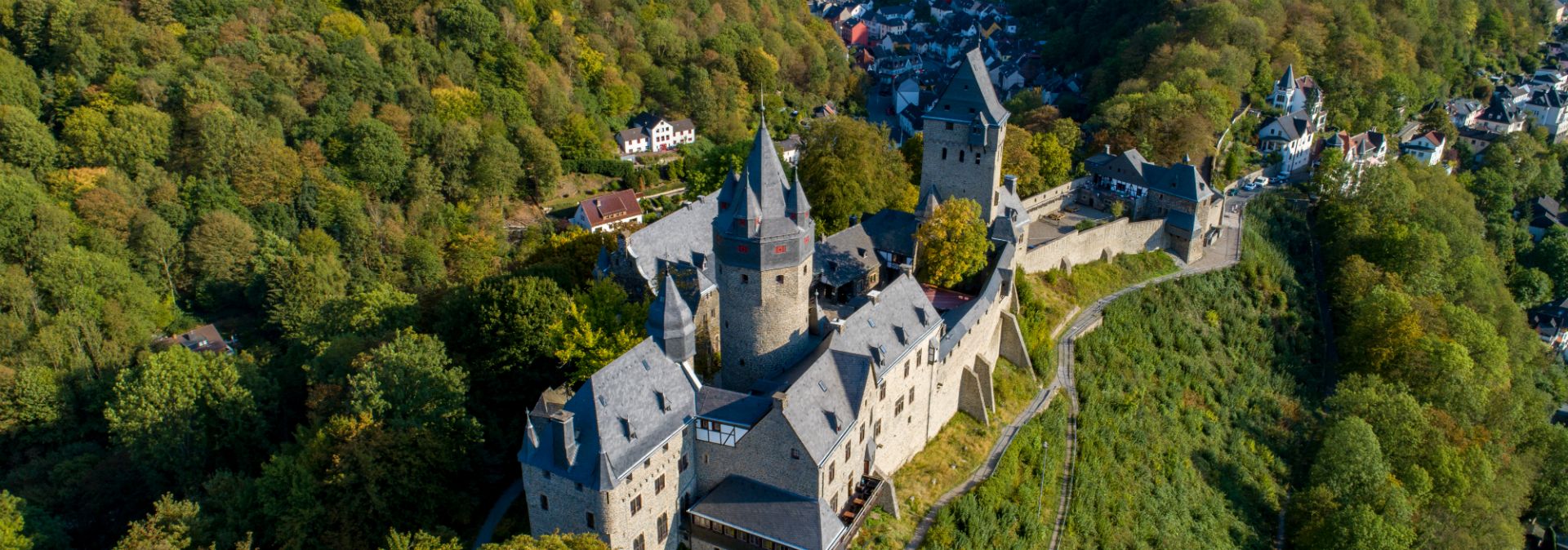 Today one of the most beautiful hilltop castles in North Rhine-Westphalia: Altena Castle in Sauerland