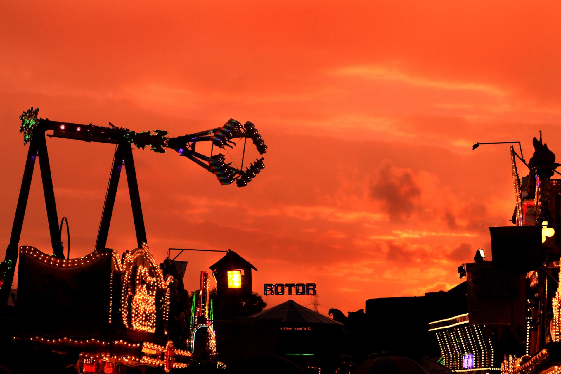 The Cranger Kirmes takes place in Herne, in the heart of the Ruhr region