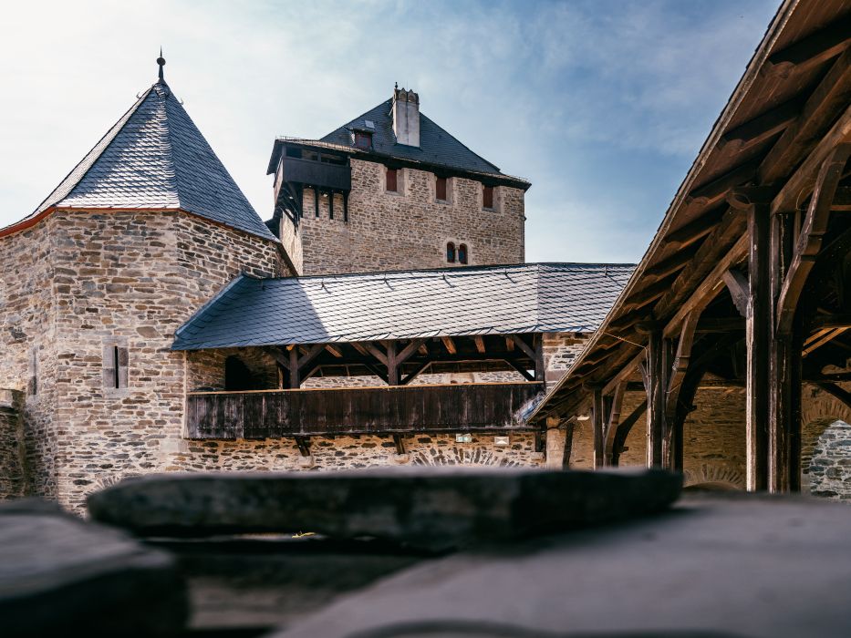 From the north terrace, guests have a wonderful view of the historic walls of Burg Castle