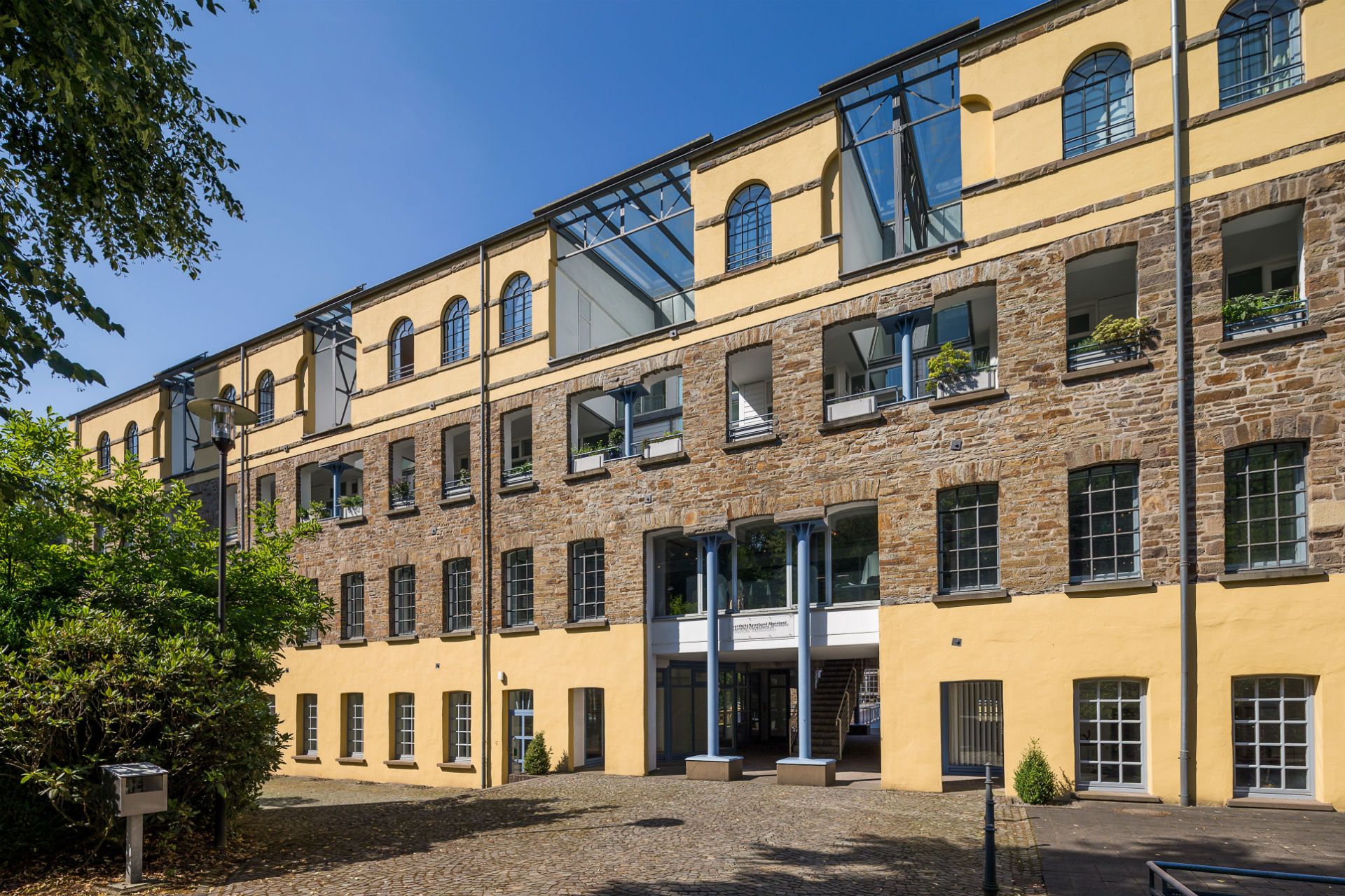 The LVR Industrial Museum Ermen and Engels power station gives a vivid impression of how the power of the Agger river was converted into electricity around 1900