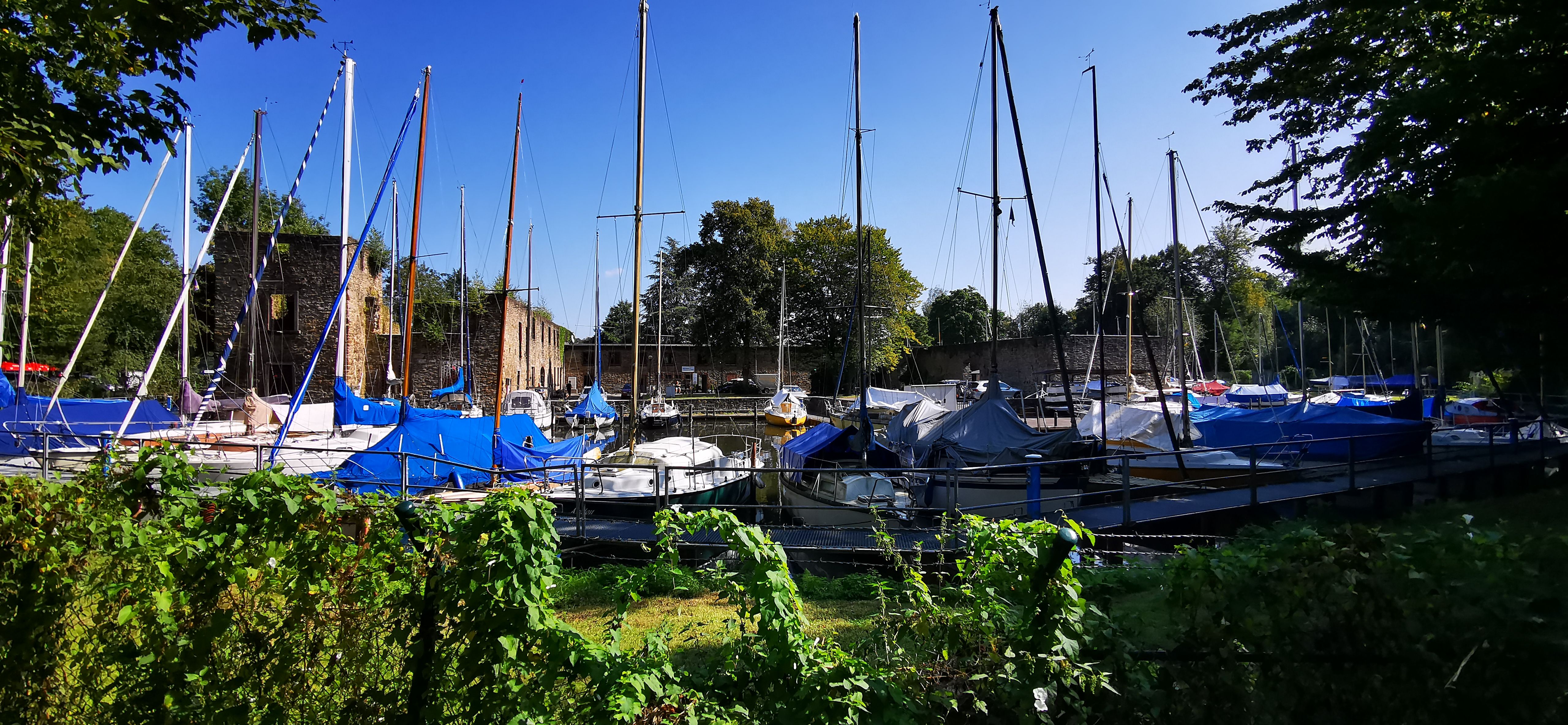 Sailing boats moored in Lake Baldeney at Haus Scheppen