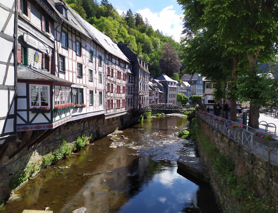 The Rur flows through the middle of Monschau.  After visiting the castle, guests should definitely explore the surrounding area